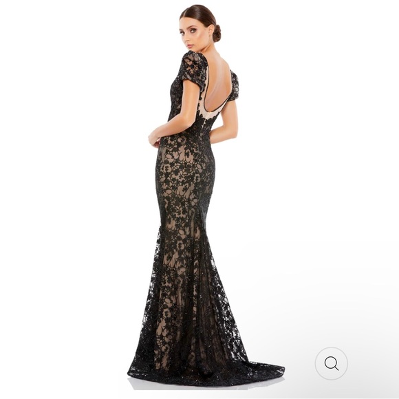 Mac Dougal LACE PLUNGE NECK SHORT PUFF SLEEVE TRUMPET GOWN. STYLE 50644. NWT - Picture 4 of 6